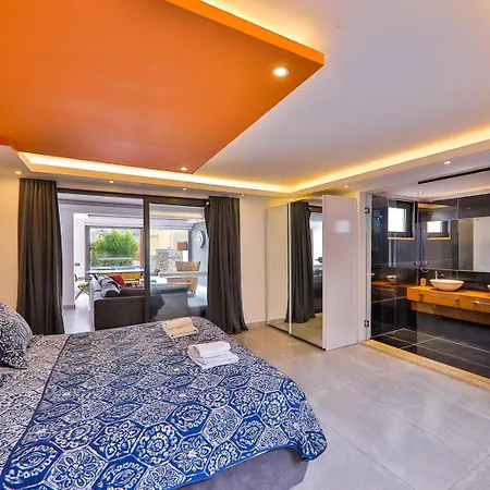 Redro Villa *